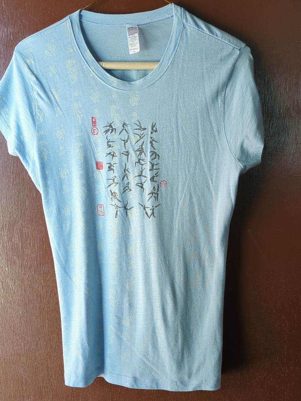 5 For $20  Women's Short sleeve T-shirt Size XL